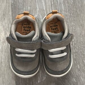 Stride Rite 360 Nick Toddler Shoe Size 5M